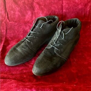 Rockport women’s booties.